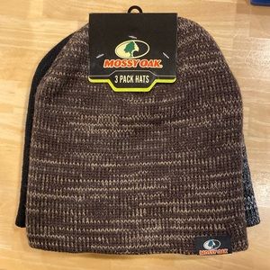 New three pack of mossy Oak beanies, brown, black and gray colors